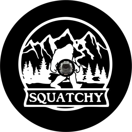 Cubierta de rueda de repuesto Squatchy Sasquatch en las montañas